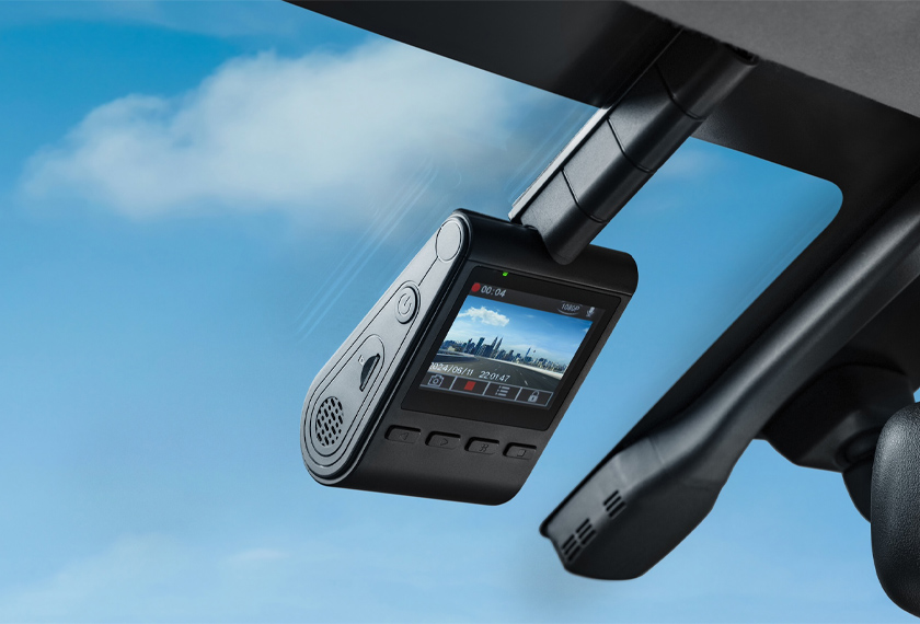 Penambahan kamera tinjauan 360 darjah, perakam video digital DVR depan dan belakang, serta sensor undur untuk varian XPANDER.