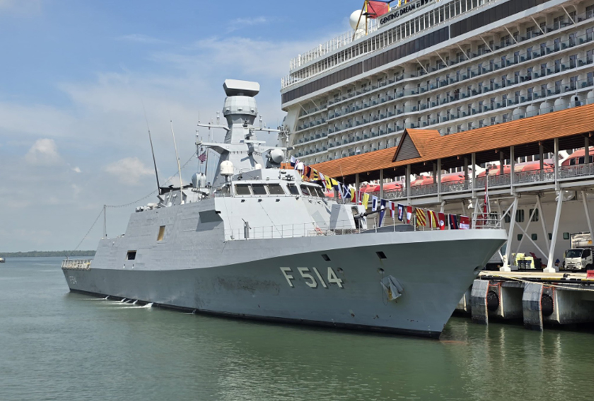 Kapal korvet Türkiye, TCG Kınalıada semasa berlabuh di Pelabuhan Klang pada Mei lalu. - Foto DagangNews