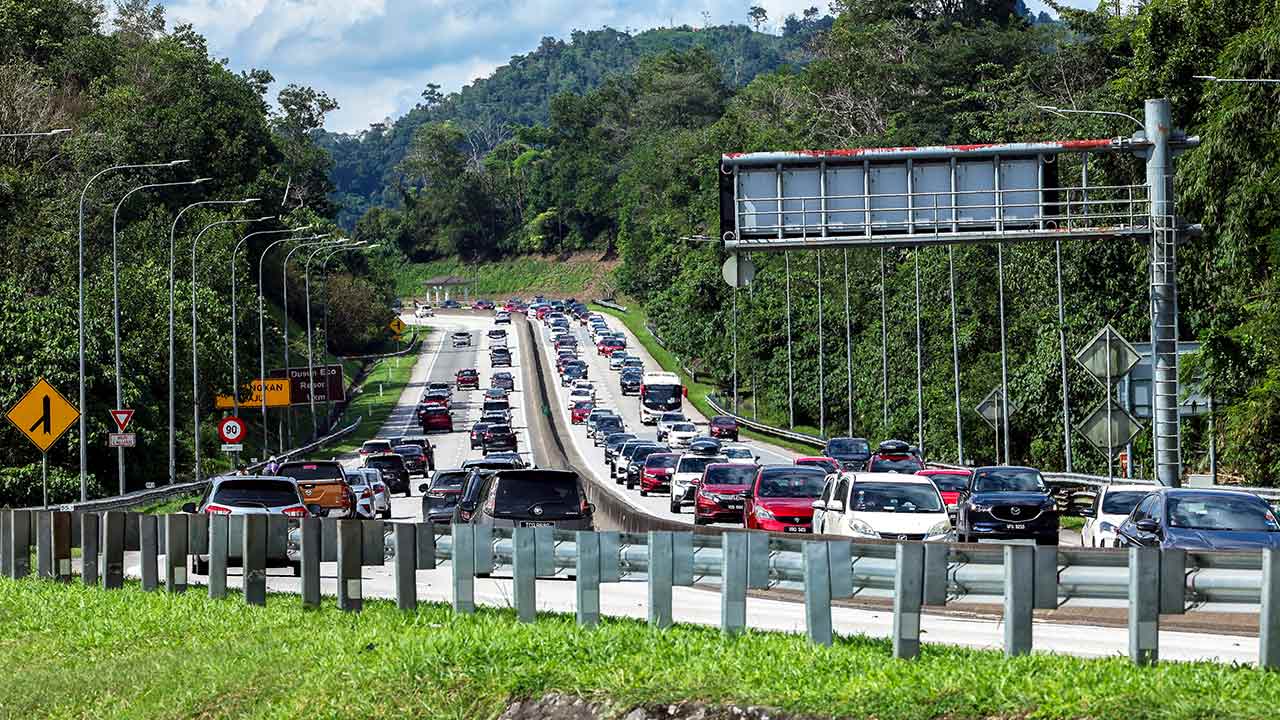 Lebih tiga juta kenderaan dijangka guna Lebuhraya KLK, LPT1 sempena Aidiladha