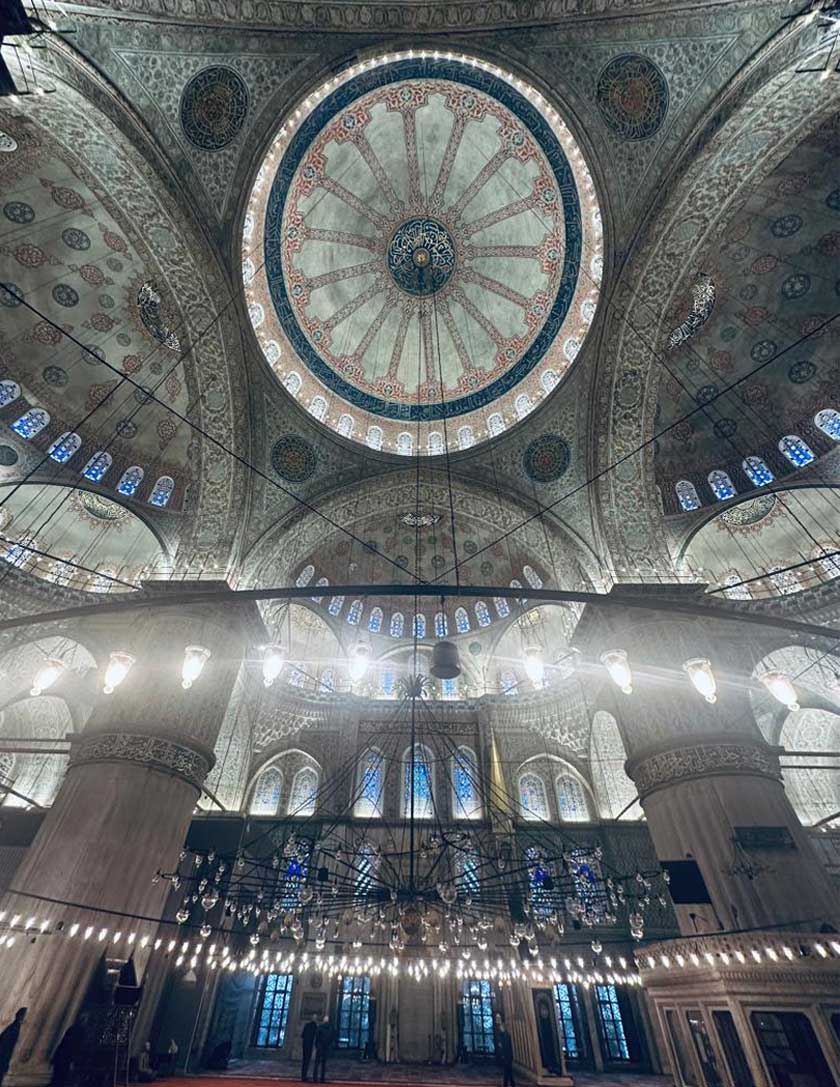  Blue Mosque (Masjid Sultan Ahmad) 