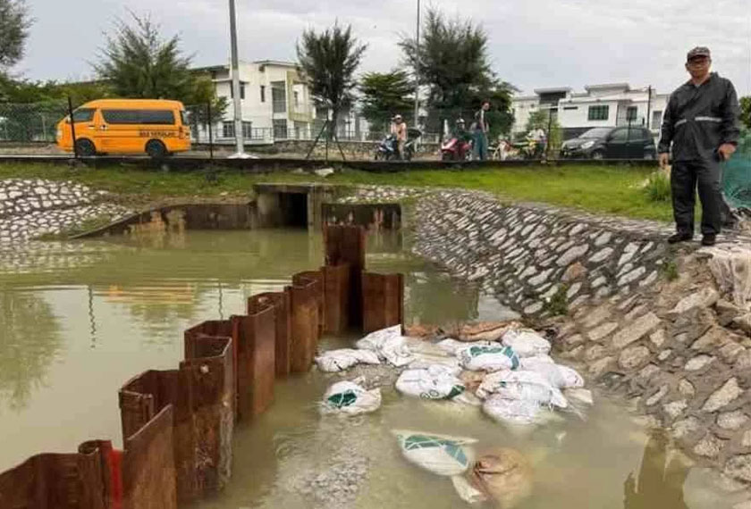 Kerajaan Selangor didesak mengambil langkah tegas bagi mencegah kejadian benteng kolam pecah terus berulang. - Sinar Harian