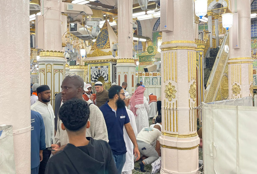 Kerajaan Arab Saudi mewajibkan, setiap jemaah haji yang ingin memasuki Raudah atau taman syurga, mendaftar di aplikasi nuzuk. - Foto Astro AWANI