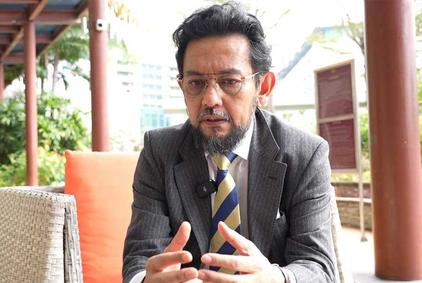 Professor of Politics and Political Science at the Faculty of Social Sciences, International Islamic University of Indonesia (UIII), Prof. Dr. Farish Noor during an interview with AWANI International  at the sidelines of the International Conference on Human Fraternity (ICHF), held recently in Jakarta.