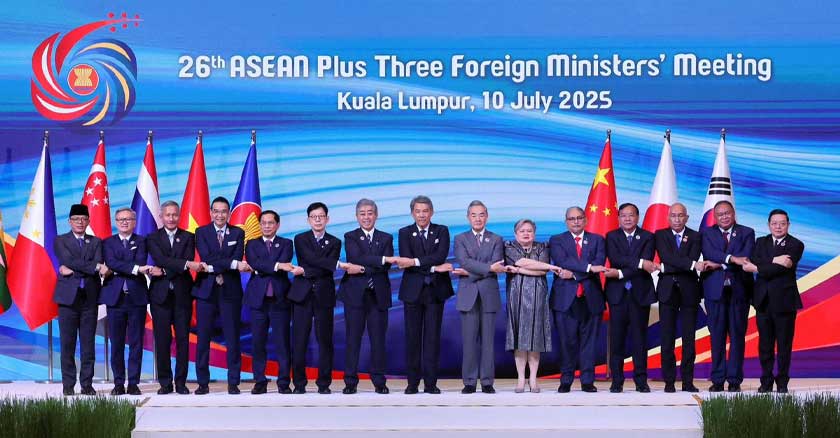 ASEAN's foreign ministers during the 26th ASEAN Plus Three Foreign Ministers' Meeting at the Kuala Lumpur Convention Centre in Kuala Lumpur, Malaysia. Pic- Reuters