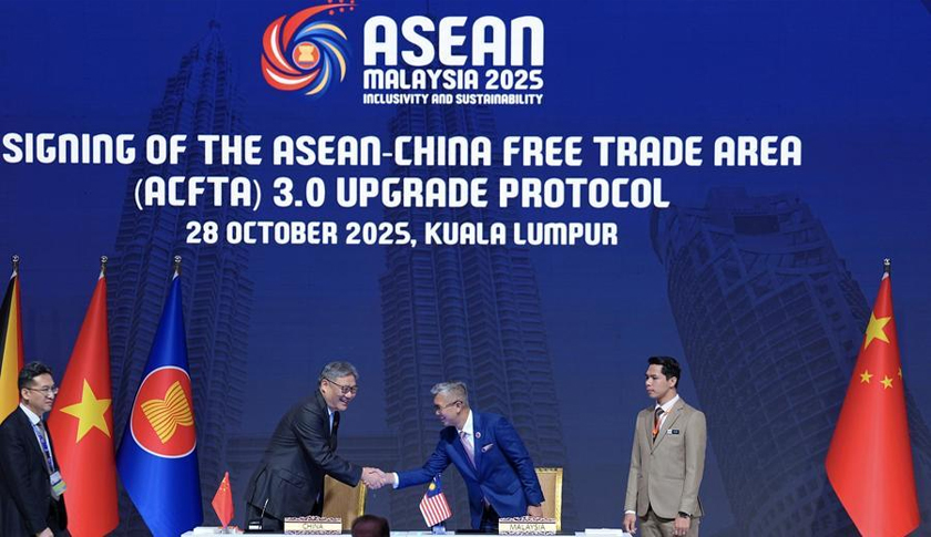 China and ASEAN sign Free Trade Area 3.0 Upgrade Protocol in Kuala Lumpur, Malaysia, Oct. 28, 2025. - Xinhua/Xing Guangli