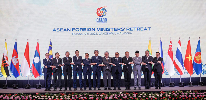 Mesyuarat Menteri-Menteri Luar ASEAN (AMM) berlangsung pada 18 Januari lalu, secara simboliknya adalah permulaan kepada peranan Malaysia sebagai pengerusi negara serantau - Foto BERNAMA