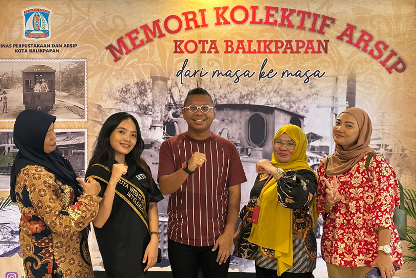 Penulis bersama Dinas Perpustakaan & Arsip Kota Balikpapan.