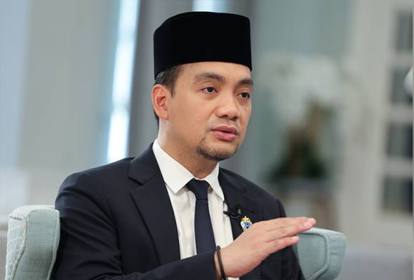 Johor tawar gaji premium RM4,000 untuk graduan baharu - Onn Hafiz