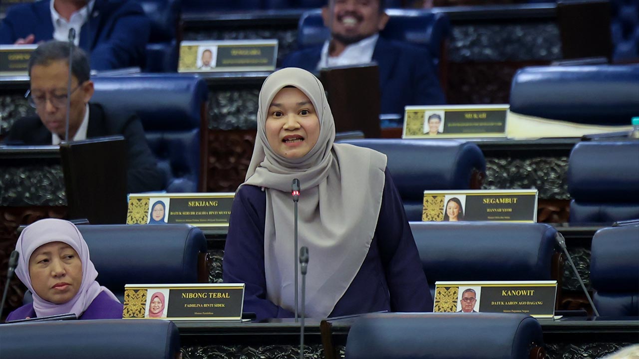 KPM rintis konsep 'AI-Powered Classroom' di 11 sekolah - Fadhlina