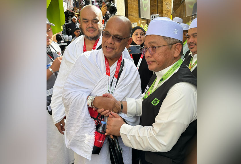 Mohd Na’im pada majlis melepaskan rombongan jemaah pertama ke Arafah pada Rabu. - Foto Astro AWANI