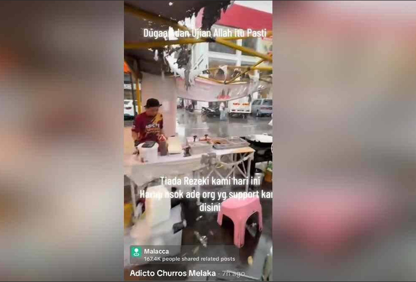 Tangkap layar video memaparkan keadaan gerai jualan individu itu selepas insiden kebakaran tersebut di Bazar Ramadan Semabok Perdana, Melaka, petang semalam. - Foto Sinar Harian