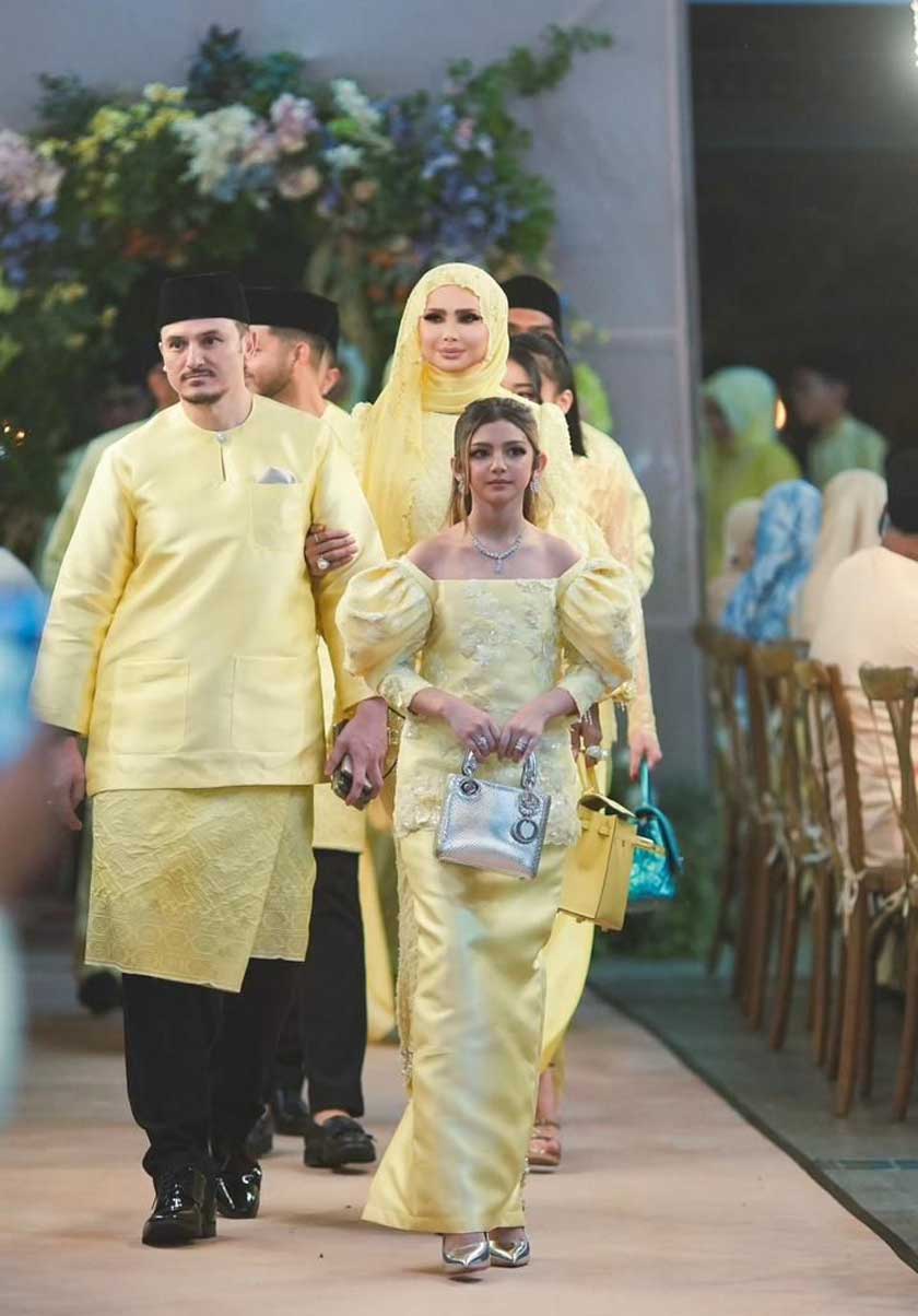 Menurut Che Ta, jika tiada aral melintang anak dan bakal menantunya itu akan disatukan pada 26 Jun tahun hadapan.