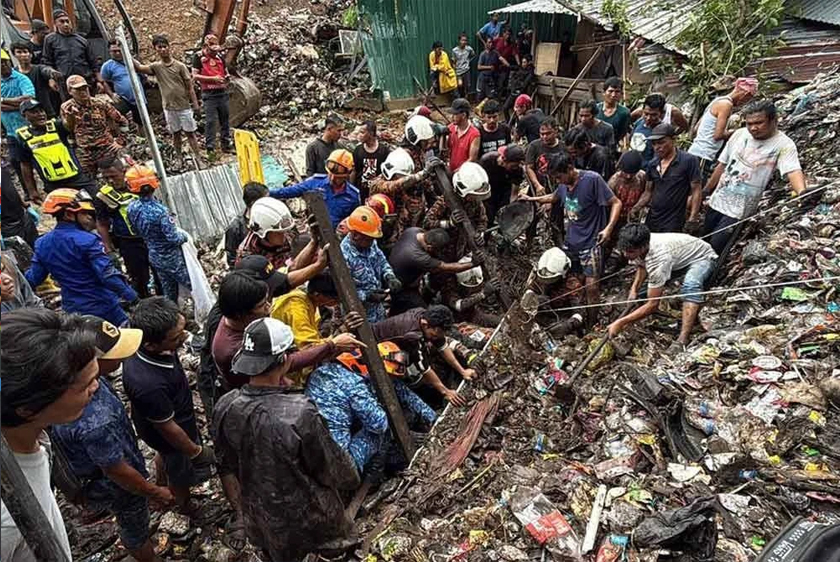 Mangsa terakhir yang dikeluarkan daripada runtuhan seorang kanak-kanak perempuan berusia sembilan tahun dan wanita berusia 24 tahun. - Foto Sinar Harian