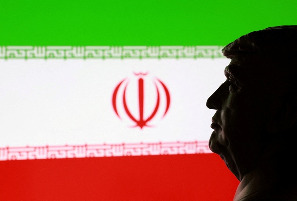 ANALYSIS - Trump wants to leave the Iran war behind. That won't happen soon