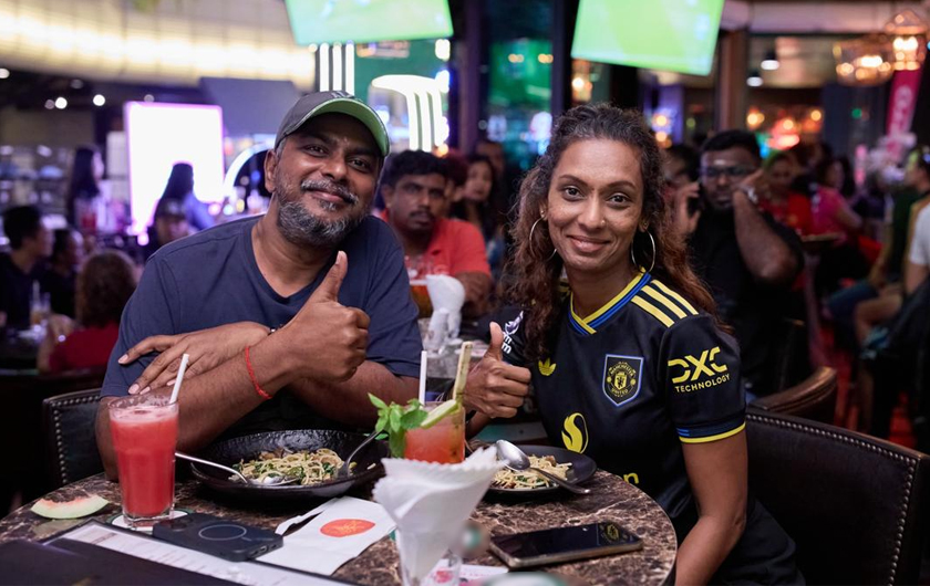 Suasana meriah di sekitar acara 