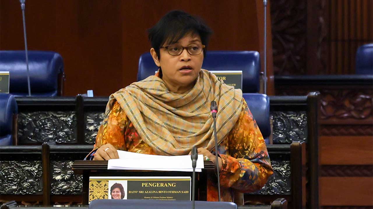 Parlimen: Bayaran pampasan kerajaan lebih RM643 juta dalam tiga tahun - Azalina