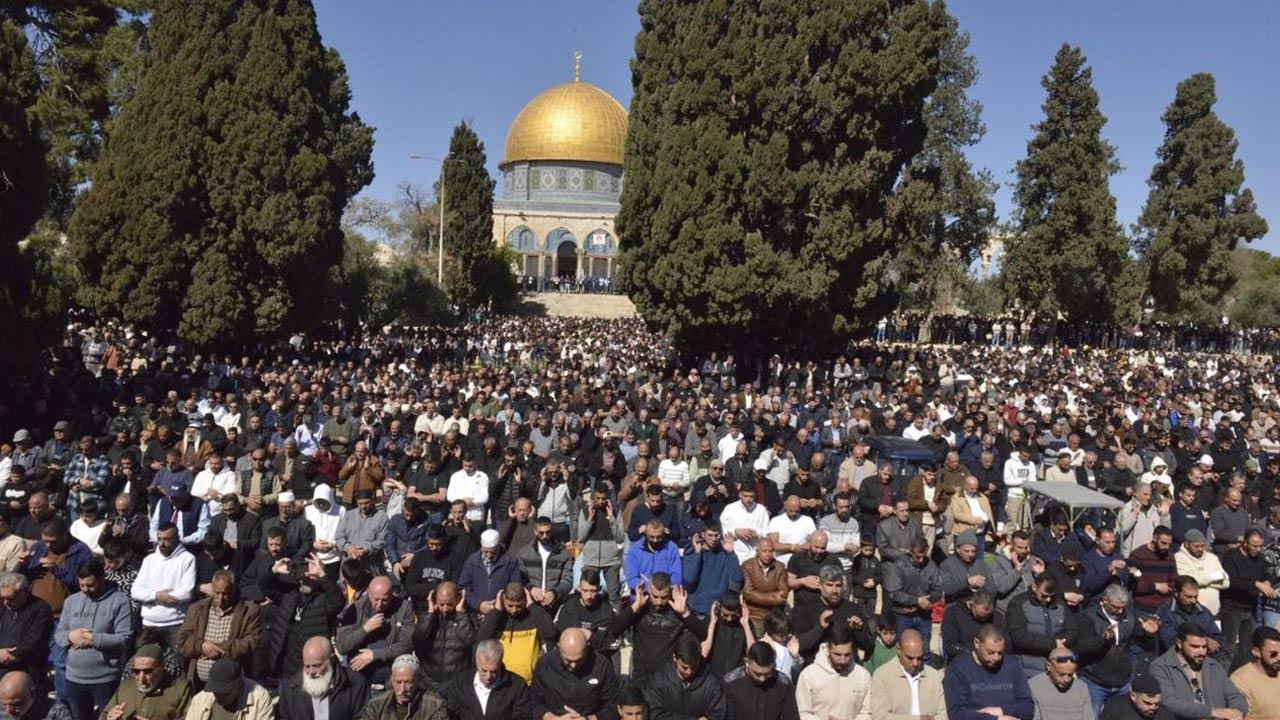 Israel ketatkan akses ke Masjid Al-Aqsa Jumaat kedua Ramadan