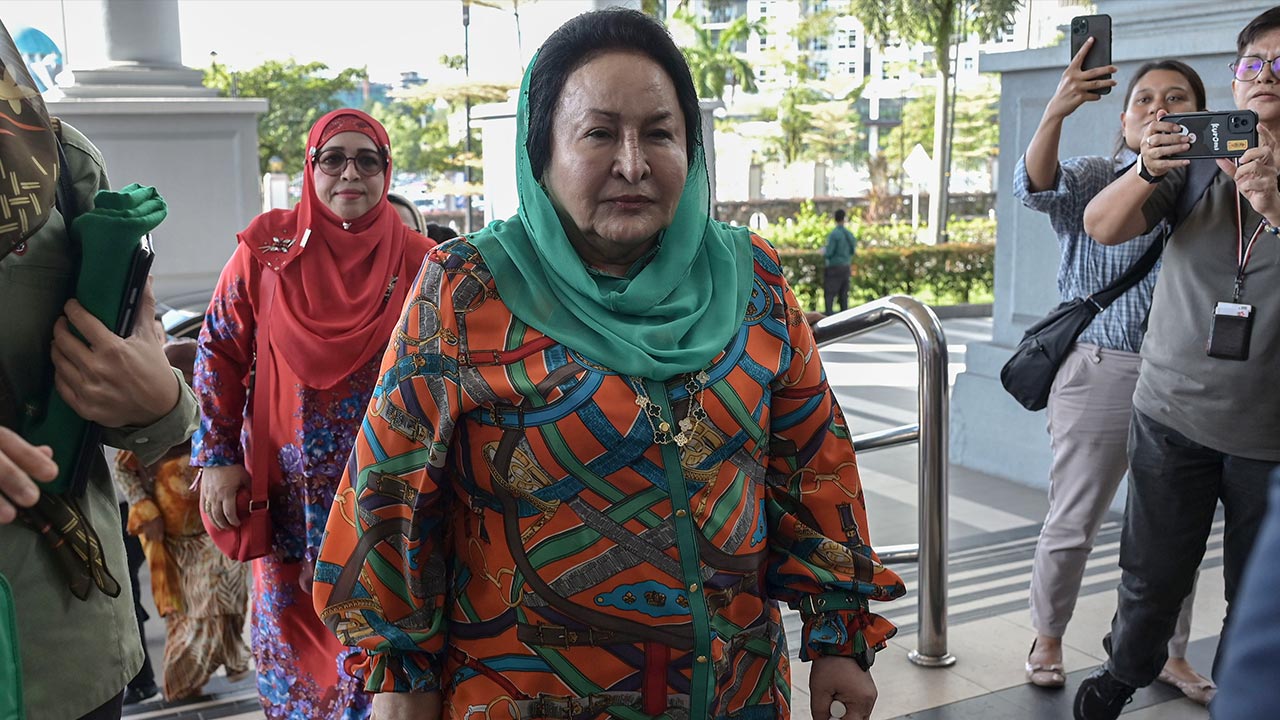 Nasib Rosmah Mansor dalam saman AS$14.57 juta syarikat baran