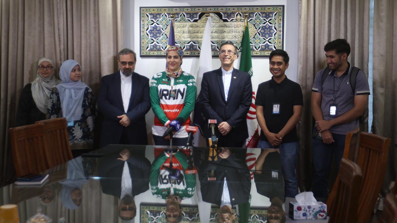 arezoo eskandari -- Astro AWANI