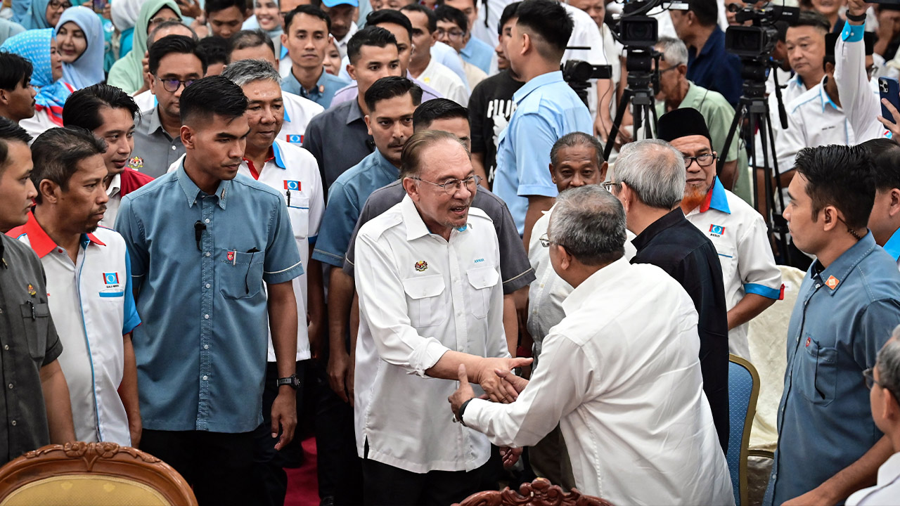 Kerajaan terus teliti langkah tangani kenaikan harga barang, bahan api ...