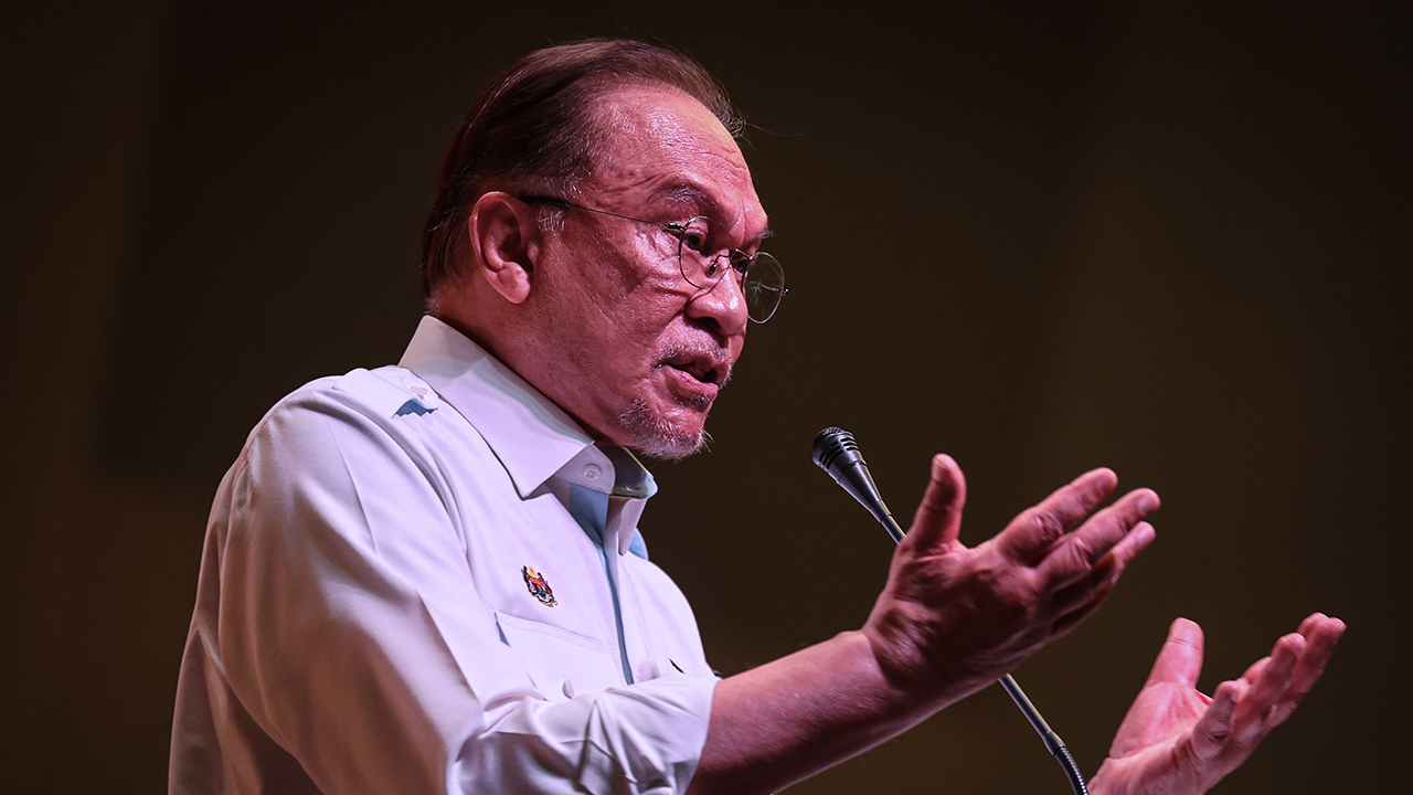 'Sudah tiba masanya golongan majoriti yang cinta keamanan, keharmonian tampil bersuara' - PM