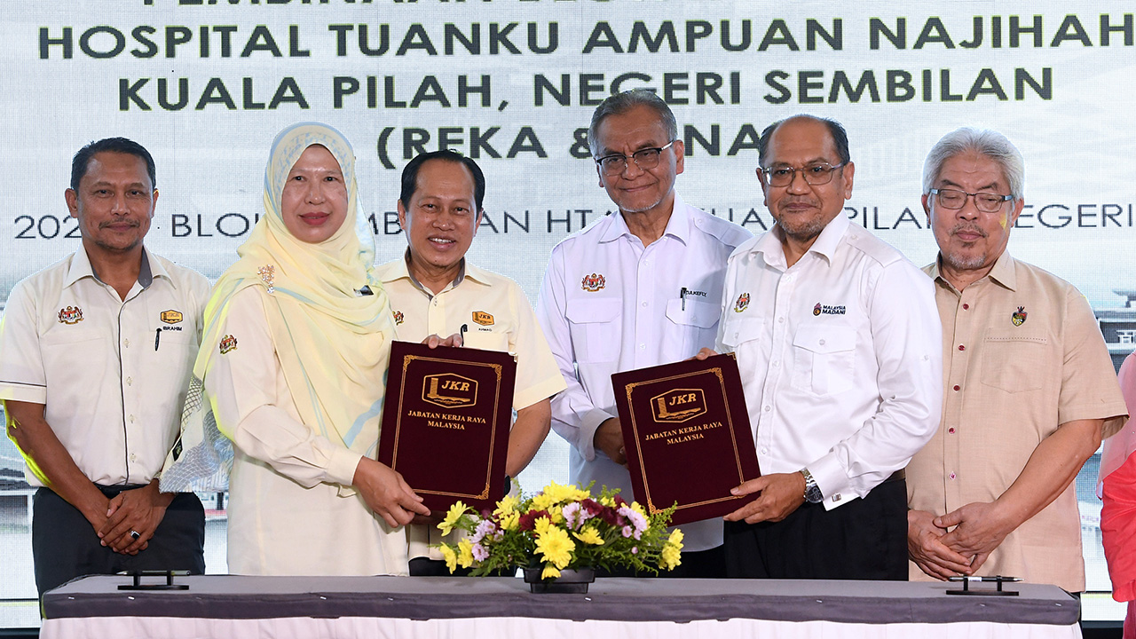 KKR laksana 242 projek fasiliti kesihatan seluruh negara libatkan kos RM21.3 bilion - Ahmad Maslan