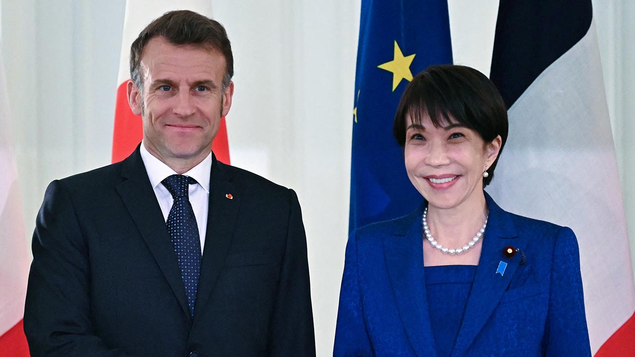 Japan, France agree to step up coordination on Hormuz, Iran war