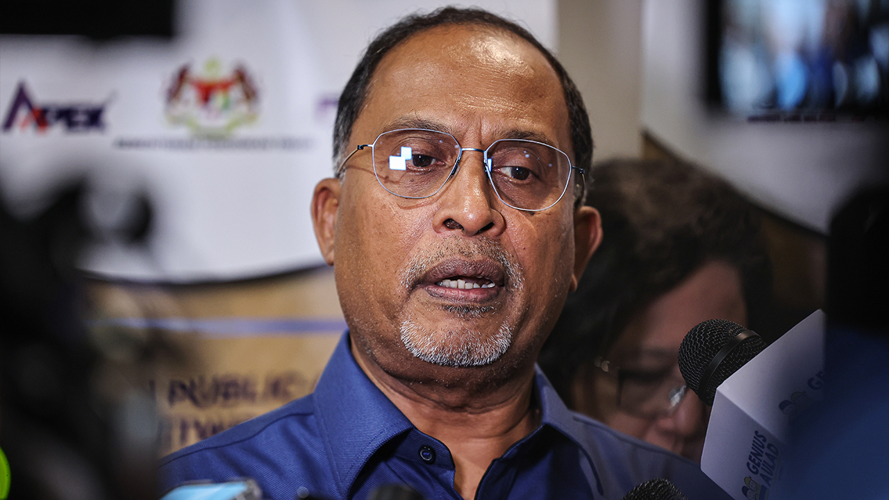 Zambry pertahan pendirian Onn Hafiz, gesa hentikan