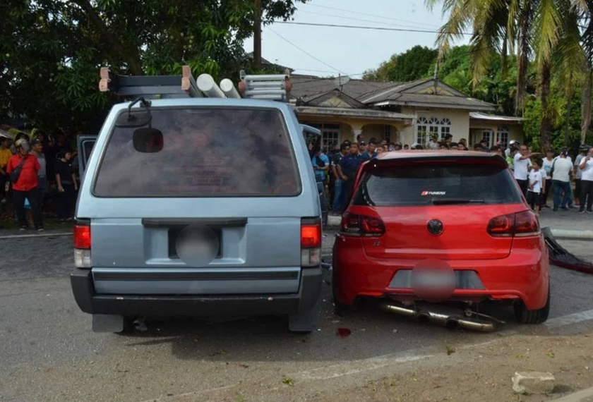 Norharizan Hassan (kanan) saksi kejadian kemalangan ngeri yang meragut nyawa seorang remaja yang putus kepala di Jalan Losong Feri, di sini pada Selasa._Sinar Harian