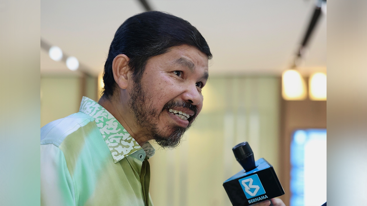 Pengeluaran minyak mentah, kondensat susut 5.5 peratus kepada 43 juta tong - DOSM