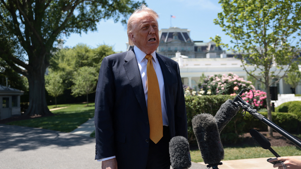 Image for "Saya tidak fikir kedudukan kewangan rakyat Amerika," kata Donald Trump