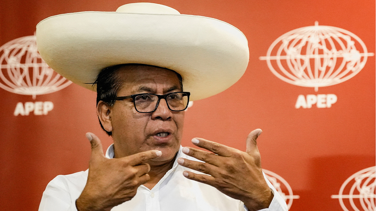 Image for Calon Presiden Peru, Roberto Sanchez didakwa atas kesalahan jenayah kewangan