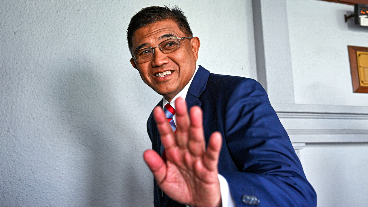 Kes bekas PAT: 23 dokumen termasuk rakaman percakapan diserahkan kepada ...