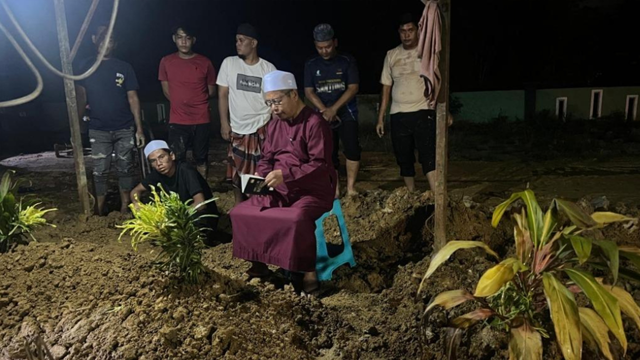 Jenazah dua beradik lemas di Paka selamat di kebumi