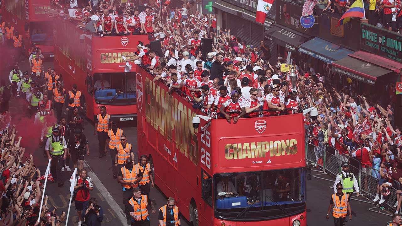 Arsenal raih mahkota liga, berpesta di utara London walaupun kecewa di Eropah