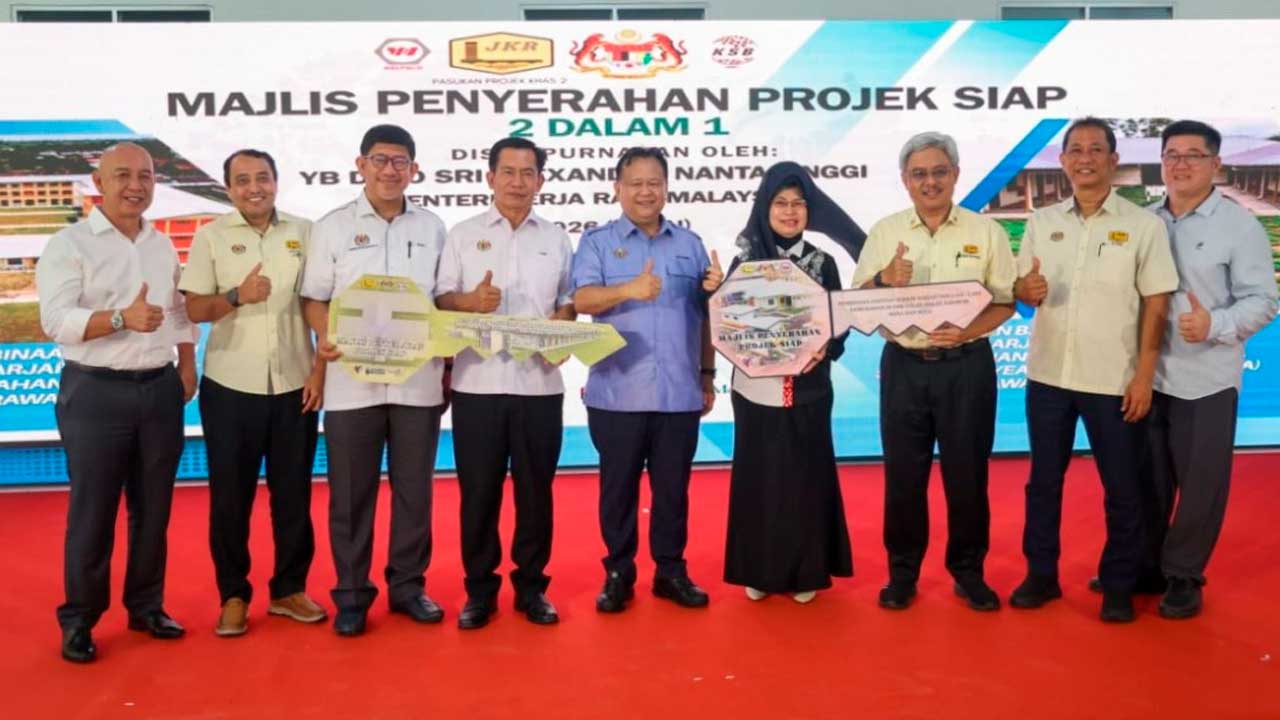 Pelajar SMK Semop, SMK Dalat kini nikmati kemudahan pembelaj
