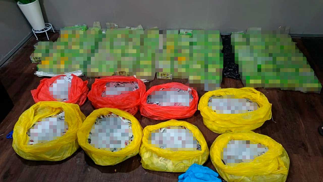 Dua ditahan bersama dadah RM57.15 juta di Muar