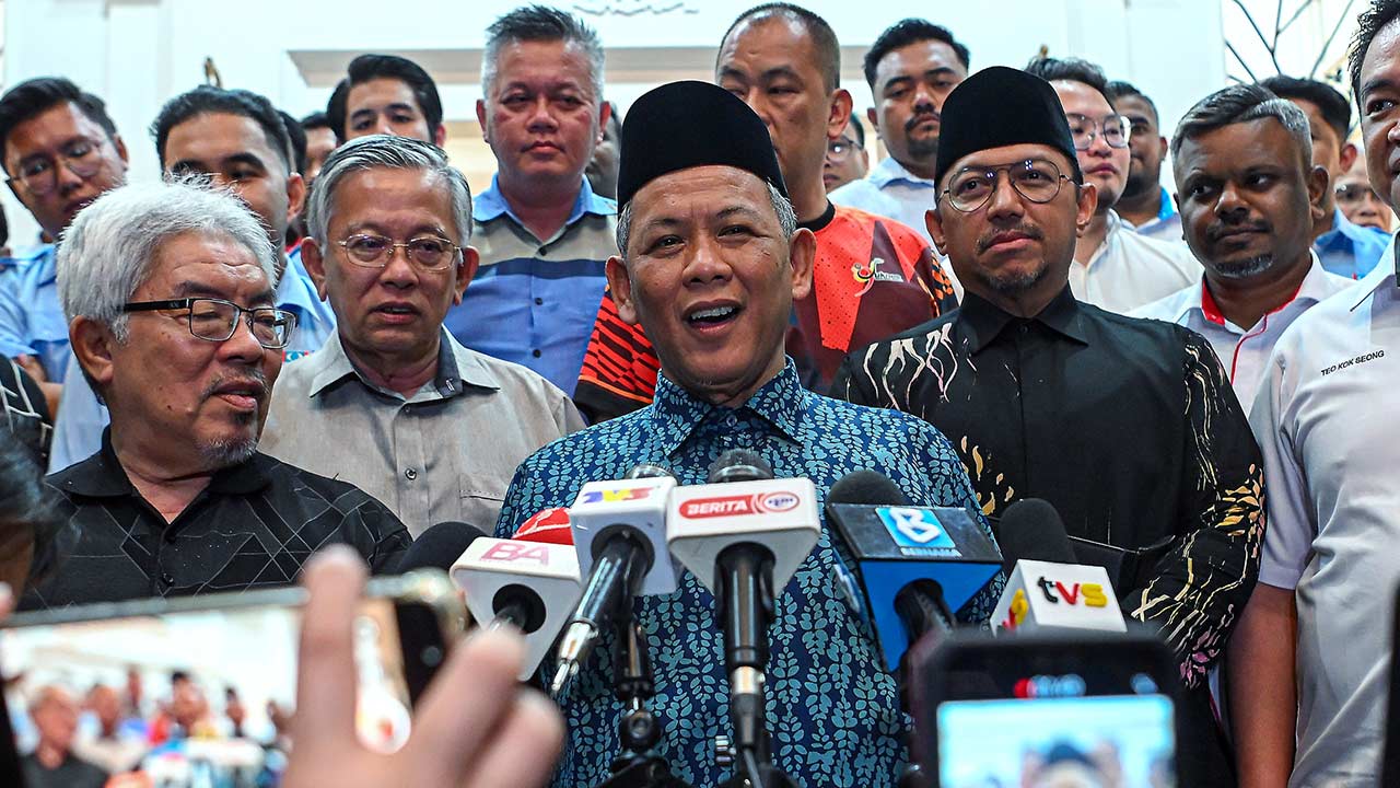 Bubar DUN langkah terbaik kembalikan mandat kepada rakyat - Penganalisis politik