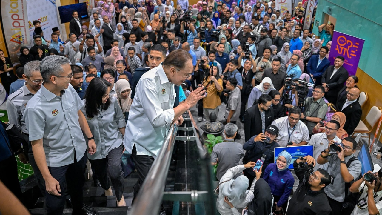 Kebebasan bersuara perlu dipandu tanggungjawab moral - Anwar