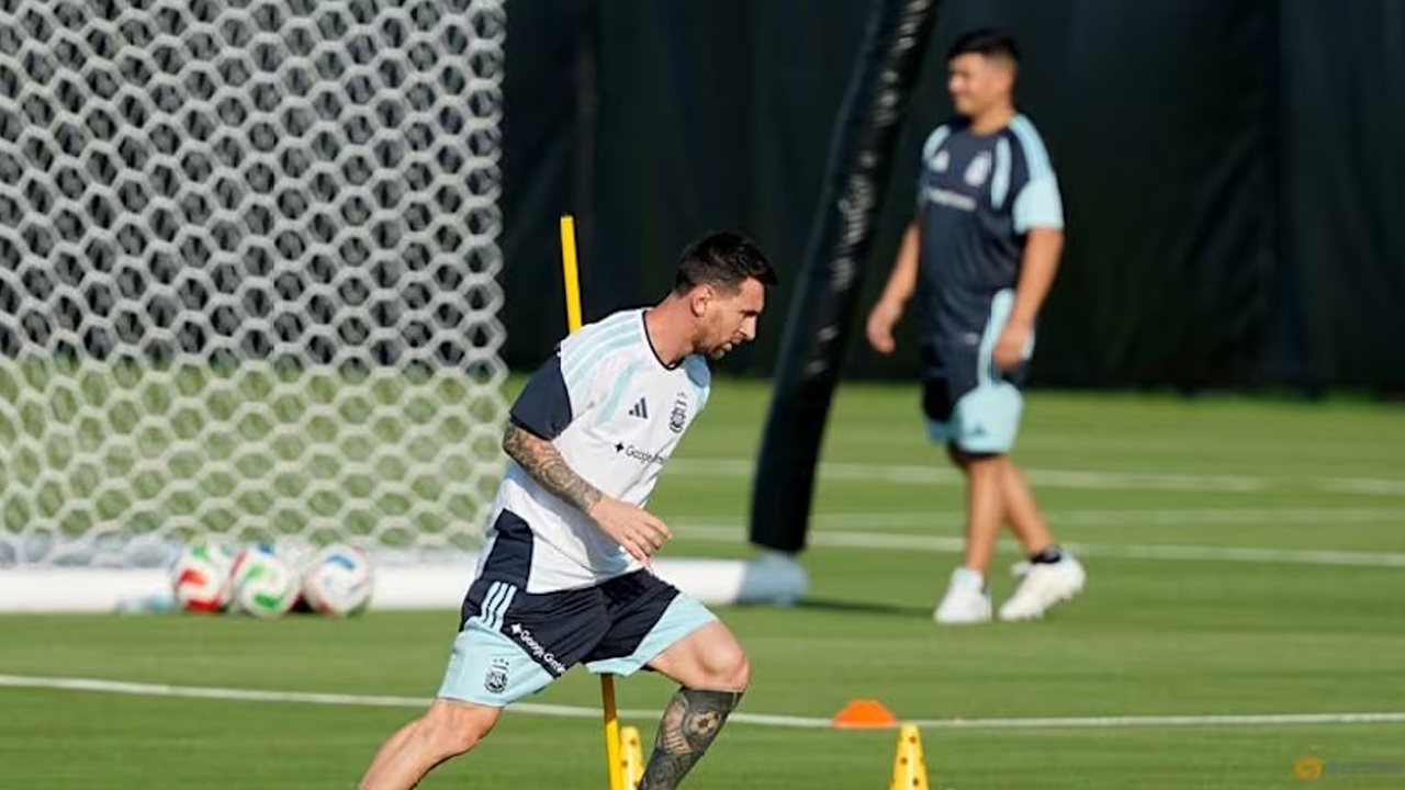 Messi pulih daripada kecederaan, berpotensi diturunkan dalam aksi pemanas badan Argentina - Scaloni