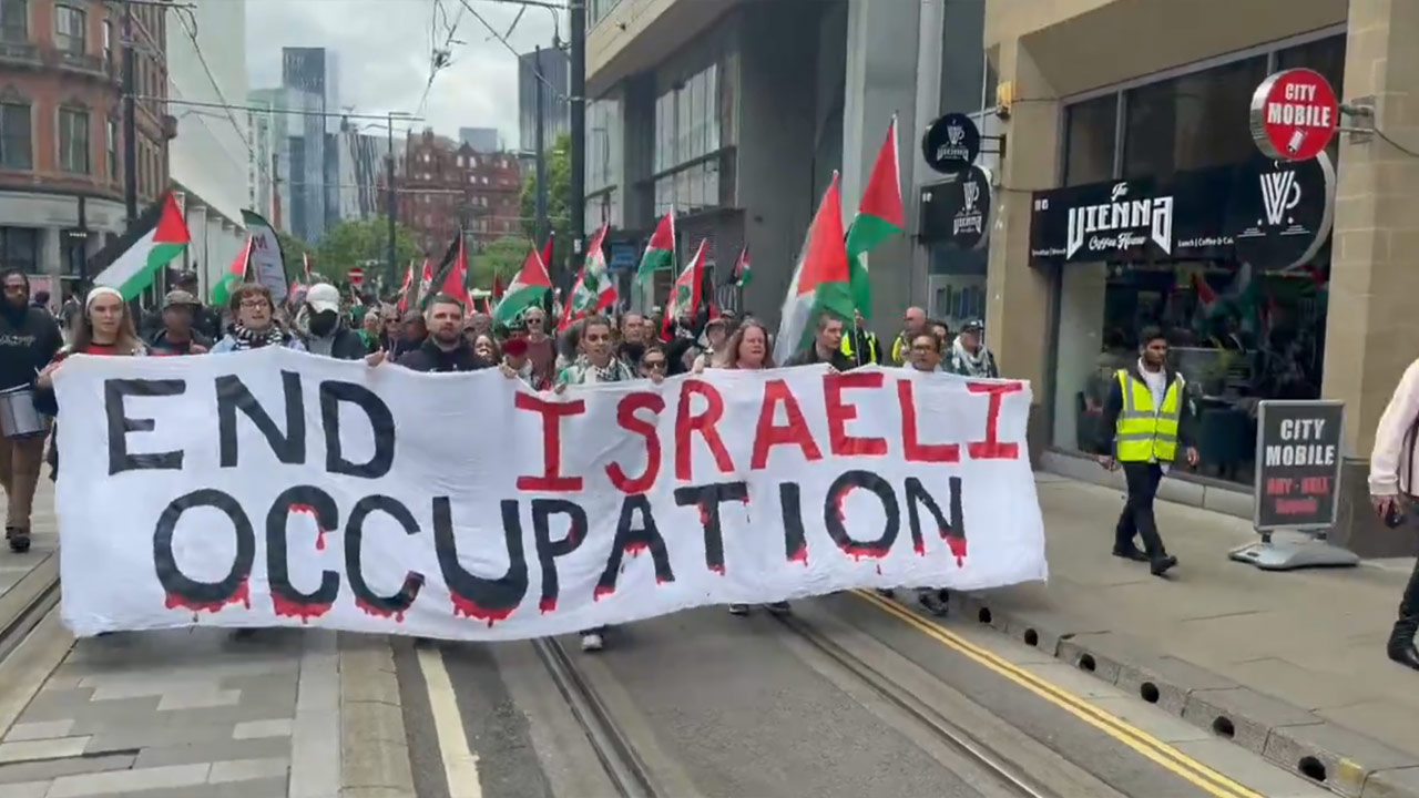 Ratusan berarak di Manchester tanda solidariti Palestin