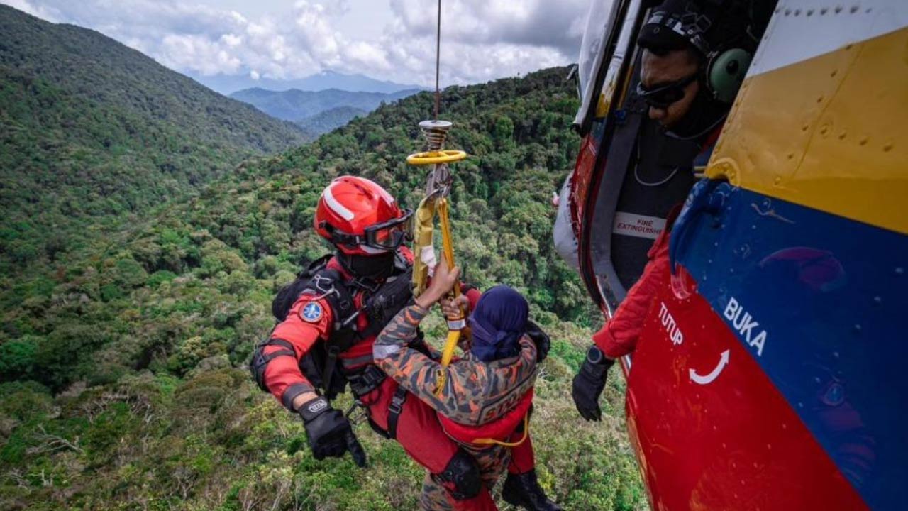 Pendaki hilang: Anggota PGA dibawa melalui udara sertai operasi SAR, tingkat aspek keselamatan