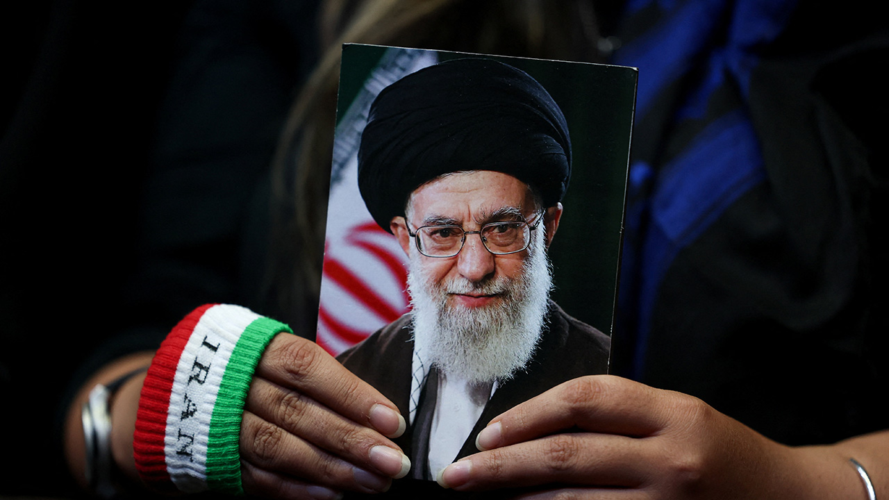 Iran adakan upacara pengebumian Pemimpin Agung Allahyarham Khamenei di tiga bandar