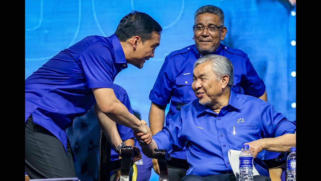 PRN Johor: Keputusan tanding solo direstui Presiden BN - Onn