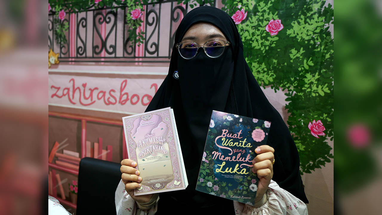 Media sosial jambatan hubungan penulis dan pembaca, tingkat jualan buku
