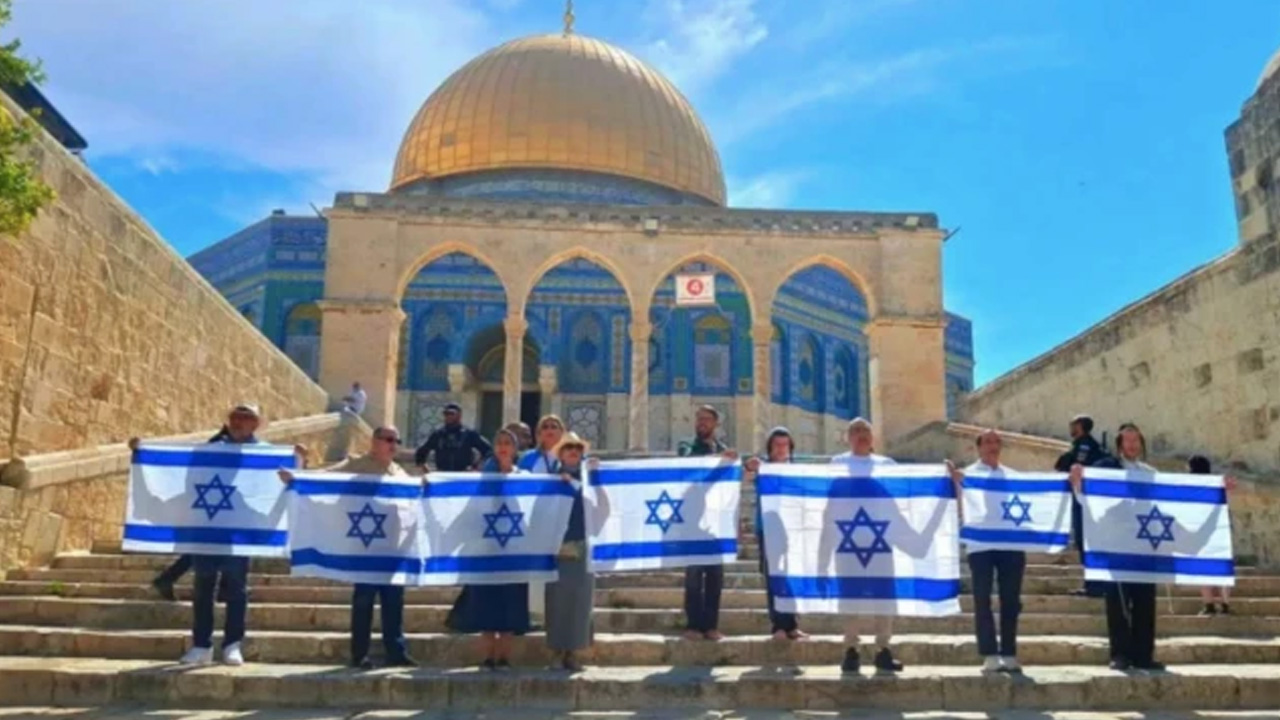 Malaysia kutuk insiden peneroka haram Zionis kibar bendera Israel di Masjid Al-Aqsa