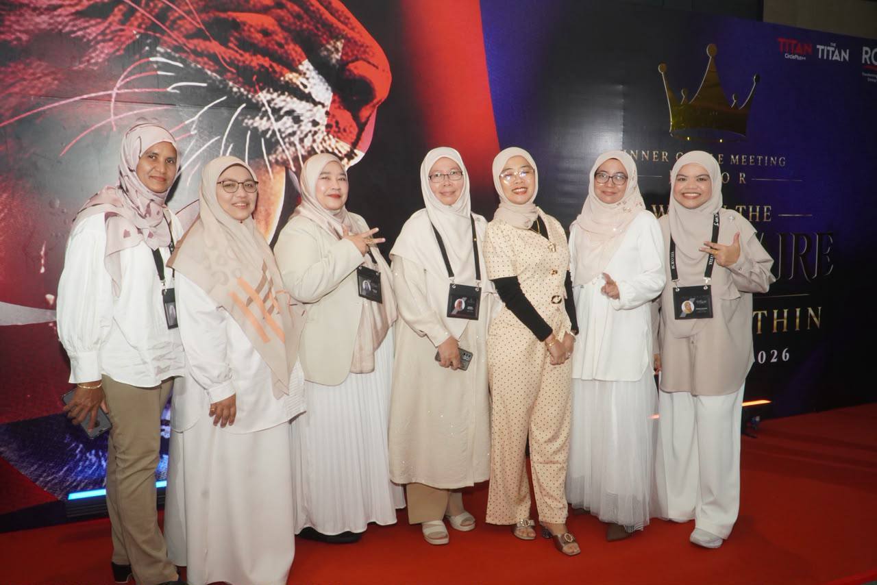 MSMEs Must Adopt AI and New Technologies to Stay Competitive, Says Azizan Osman