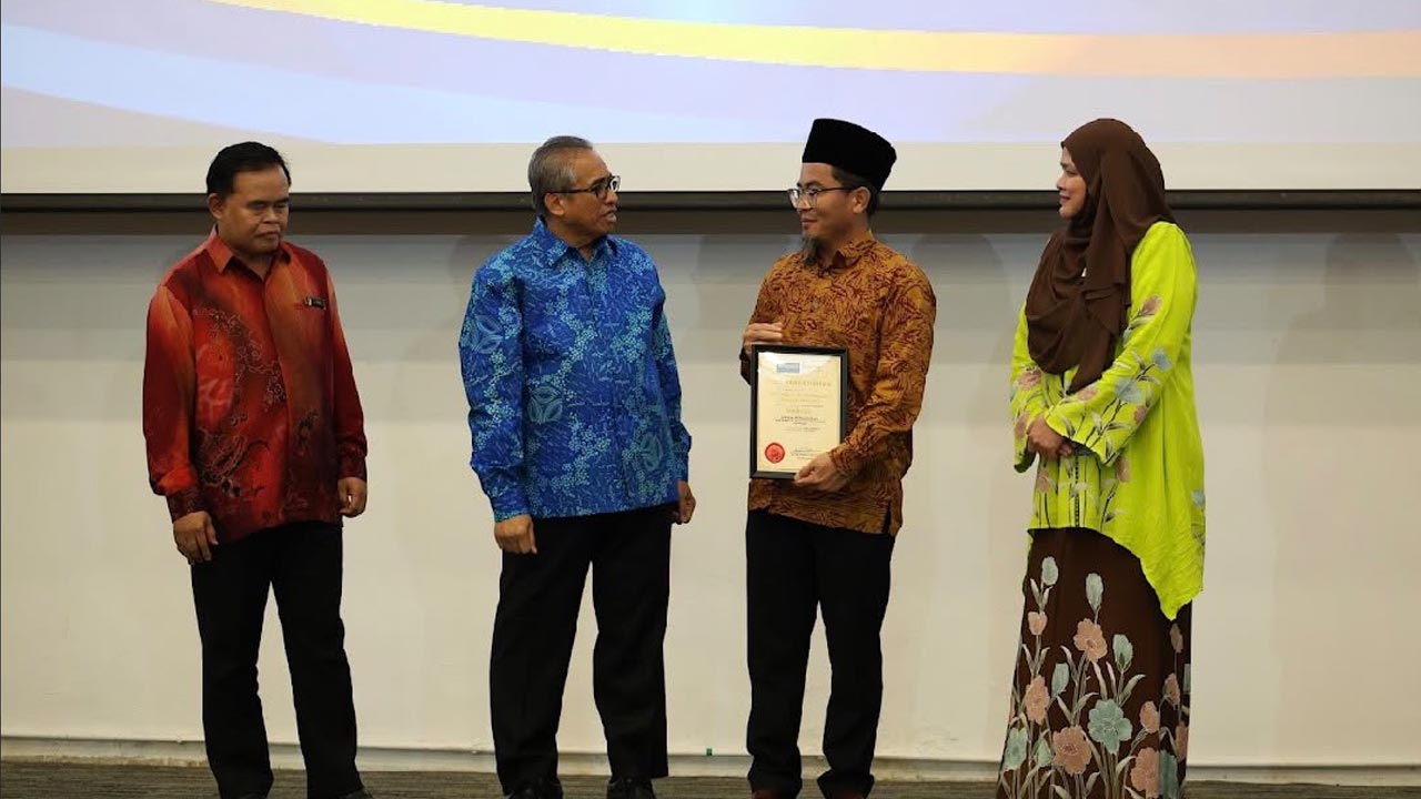 IIM, UNGGUL credit: IIM