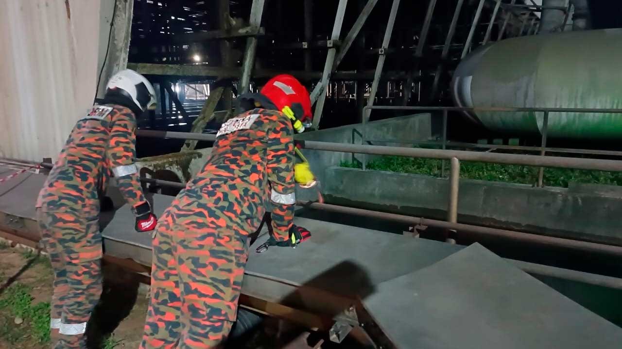 [INSERT]_maut terjatuh tangki penyimpanan air Kuala Langat Power Plant 1_JBPM Selangor