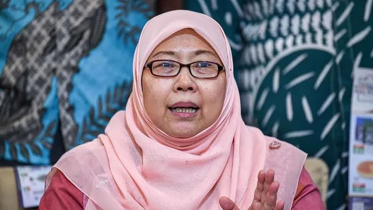 Perangi 'scalper' KPDN teliti undang-undang khusus tangani ulat tiket | Awani